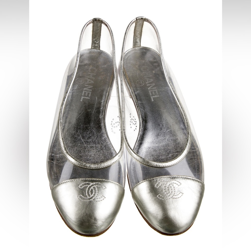 CHANEL Silver Leather Slingback Flats - Picture 3 of 13